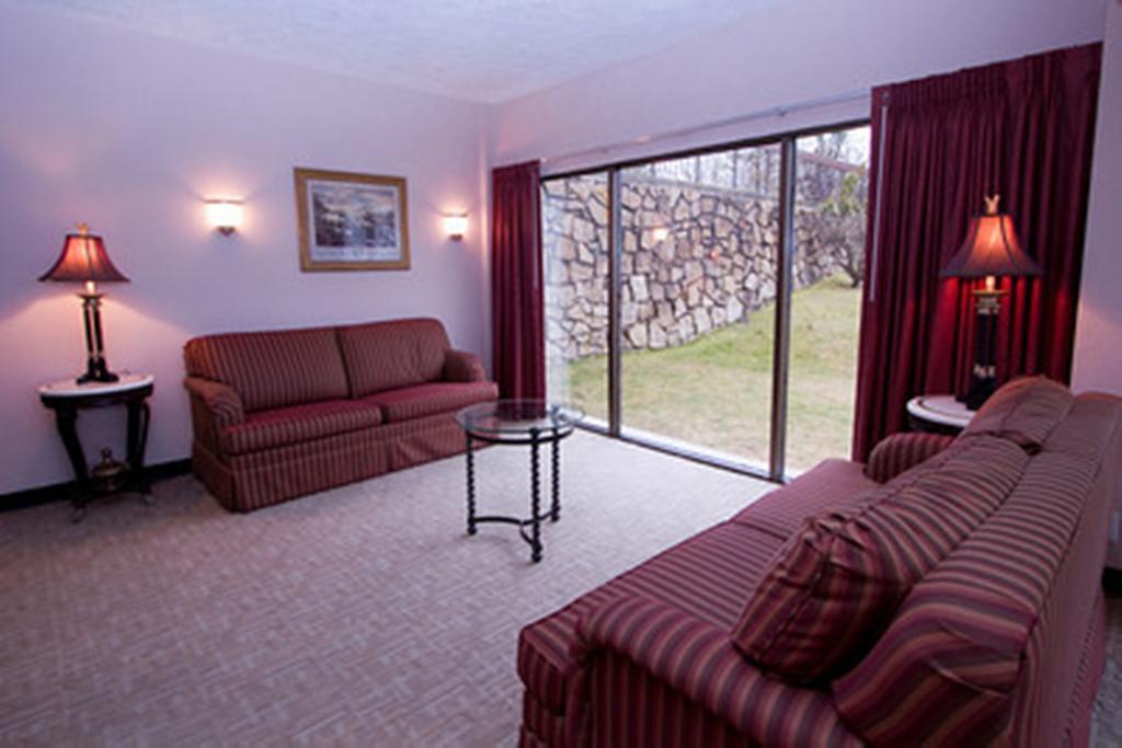 Pipestem Resort State Park Interiør billede
